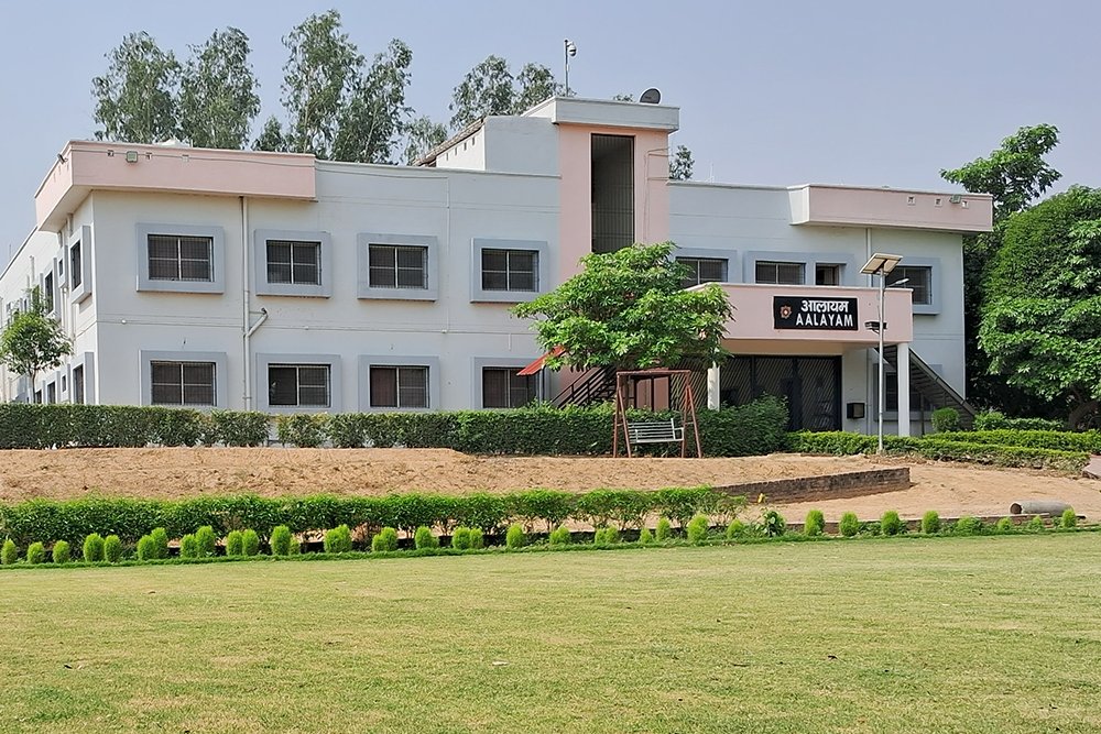 Male Block